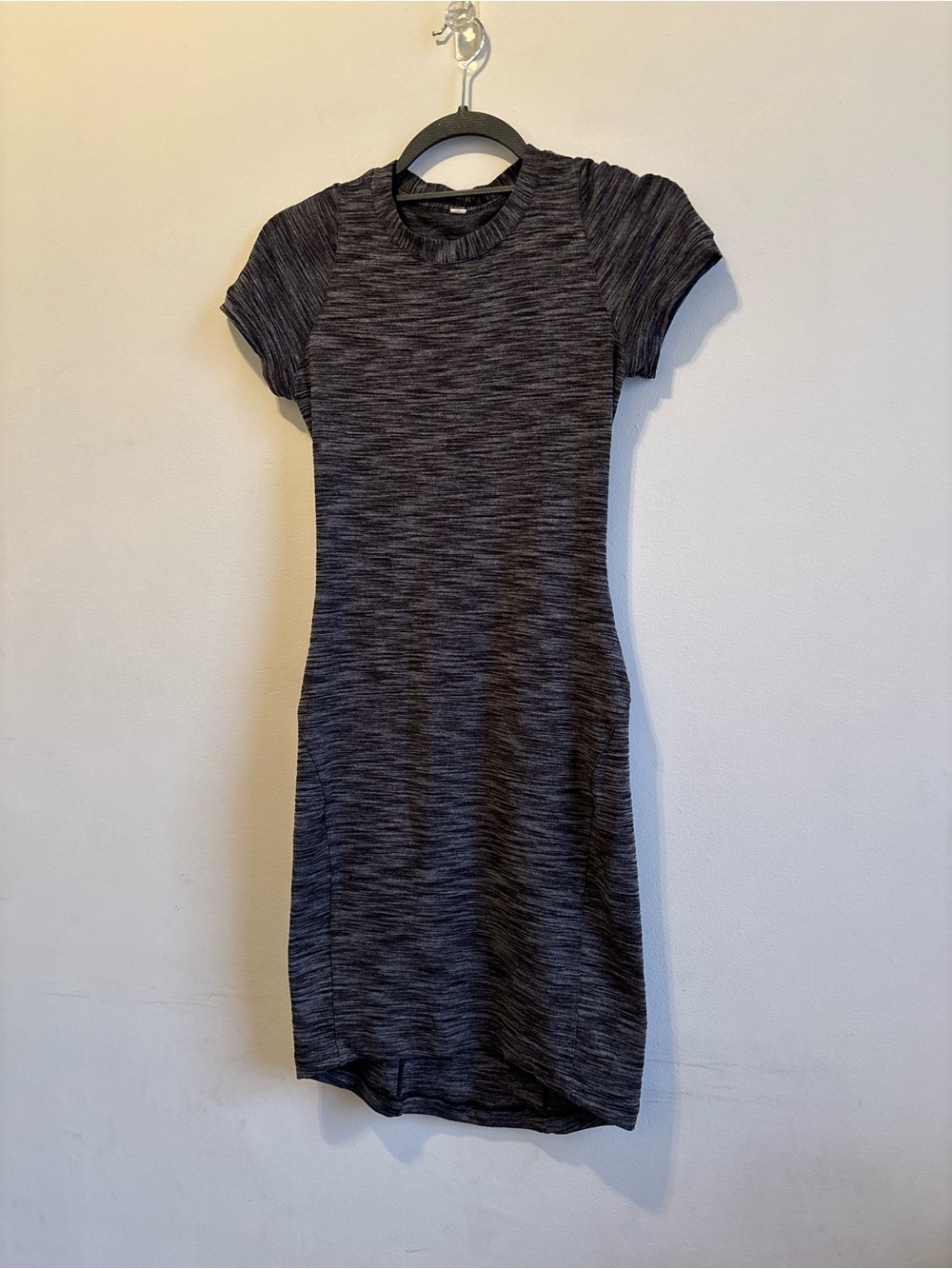 lululemon athletica Charcoal Heathered Short Sleeve Knit Dress